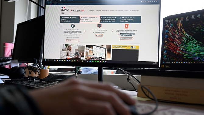 Illustration de l’article 'Accessibilité numérique : les administrations fautives s’exposent désormais à des amendes | À la une | Acteurs Publics'